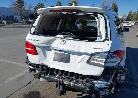 2018 Mercedes-Benz Gls 450 4Matic z USA, uszkodzony, nr VIN 4JGDF6EEXJB153297